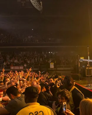 Chris D'Elia Columbus