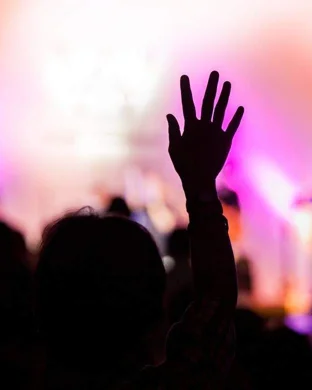 Live concert by Josiah Queen