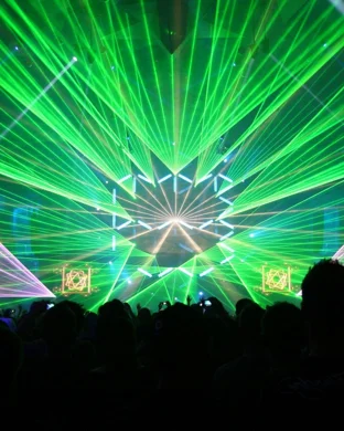 Live concert by Fox Stevenson