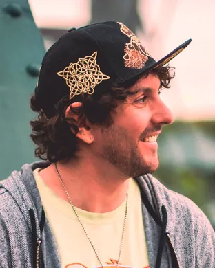 Live concert by Manic Focus & SunSquabi