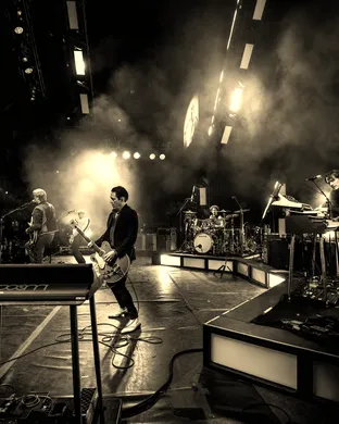 Queens Of The Stone Age & Pixies