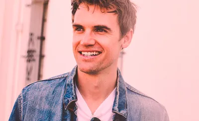 Tyler Hilton